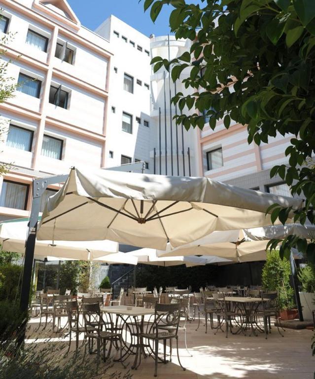 Hotel Svevo Gioia Del Colle Exteriör bild